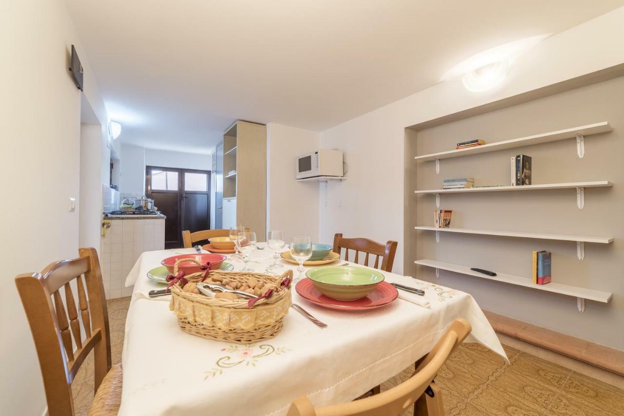 דירות צ'יאמפינו Peperino Attic Flat מראה חיצוני תמונה