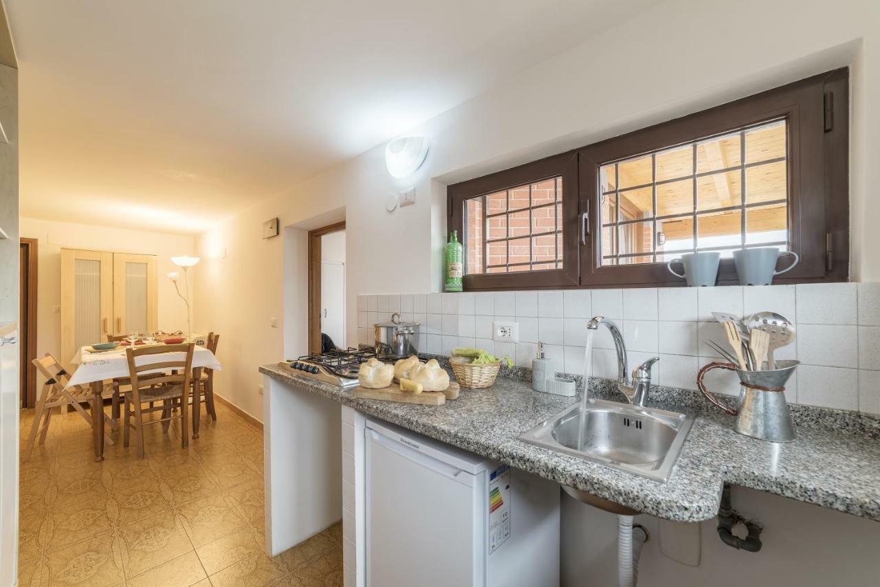 דירות צ'יאמפינו Peperino Attic Flat מראה חיצוני תמונה
