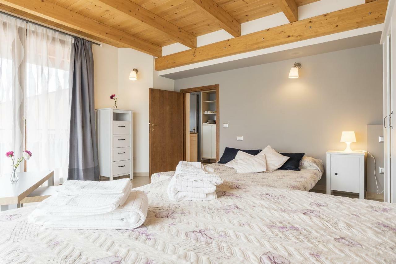 דירות צ'יאמפינו Peperino Attic Flat מראה חיצוני תמונה